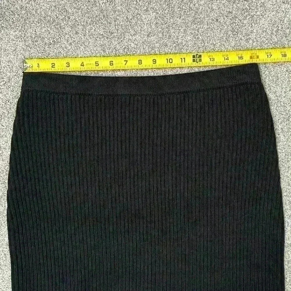 NWT House of Harlow 1960 Black 2 Piece Crochet Cropped Tank and‎ Midi Skirt Sz L - Picture 10 of 13